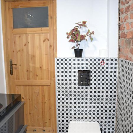 Flores Apartament Катовице Екстериор снимка