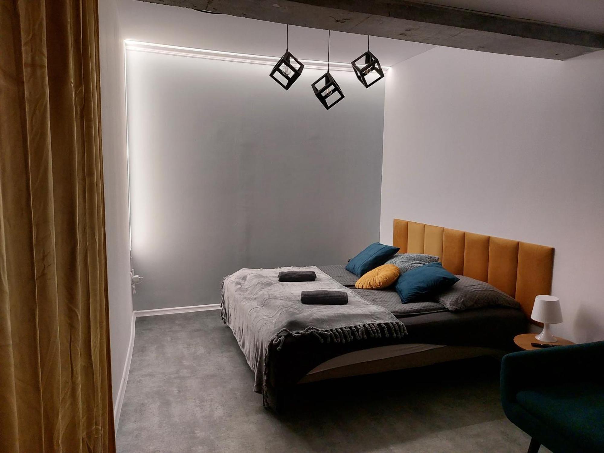 Flores Apartament Катовице Стая снимка